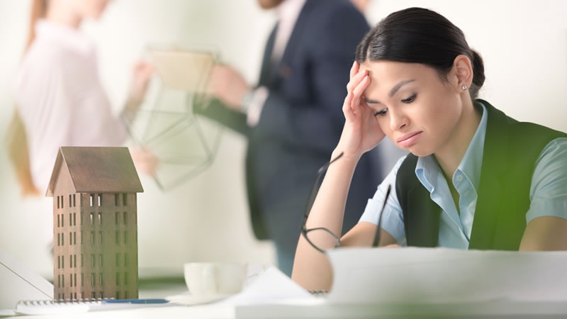 Errores comunes en estudios de títulos y cómo evitarlos